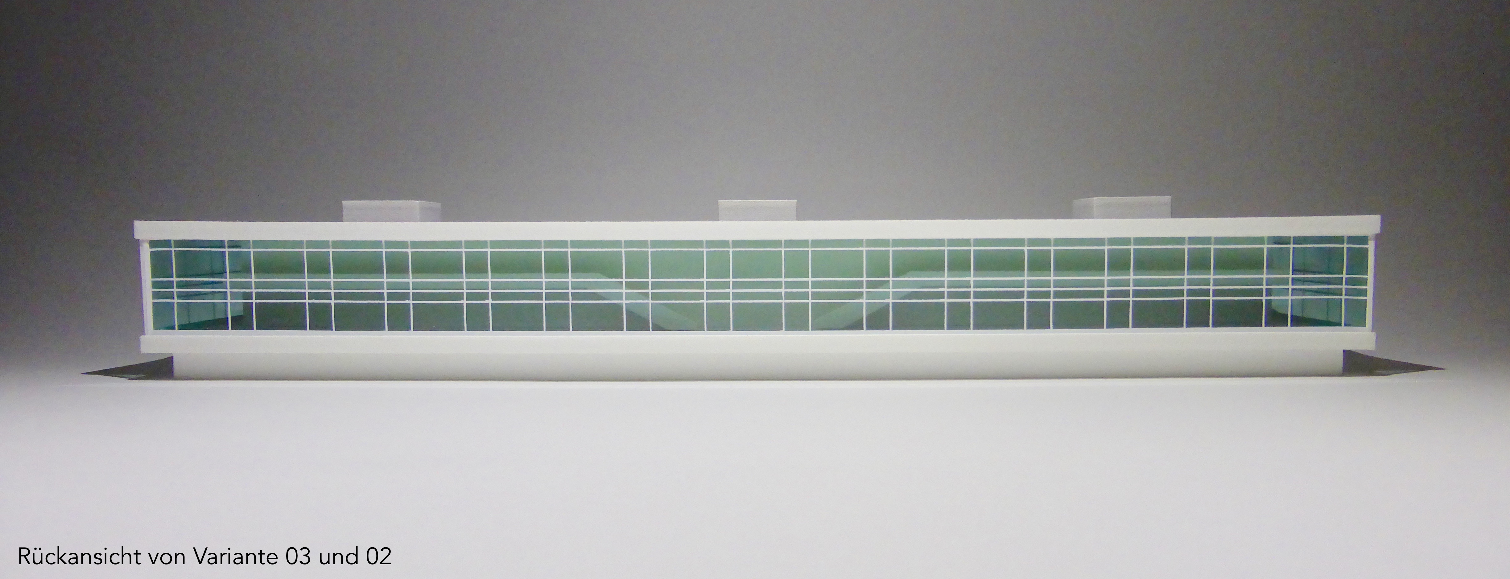 Franz Stanislaus Int. Airport - Terminal – Bild 7